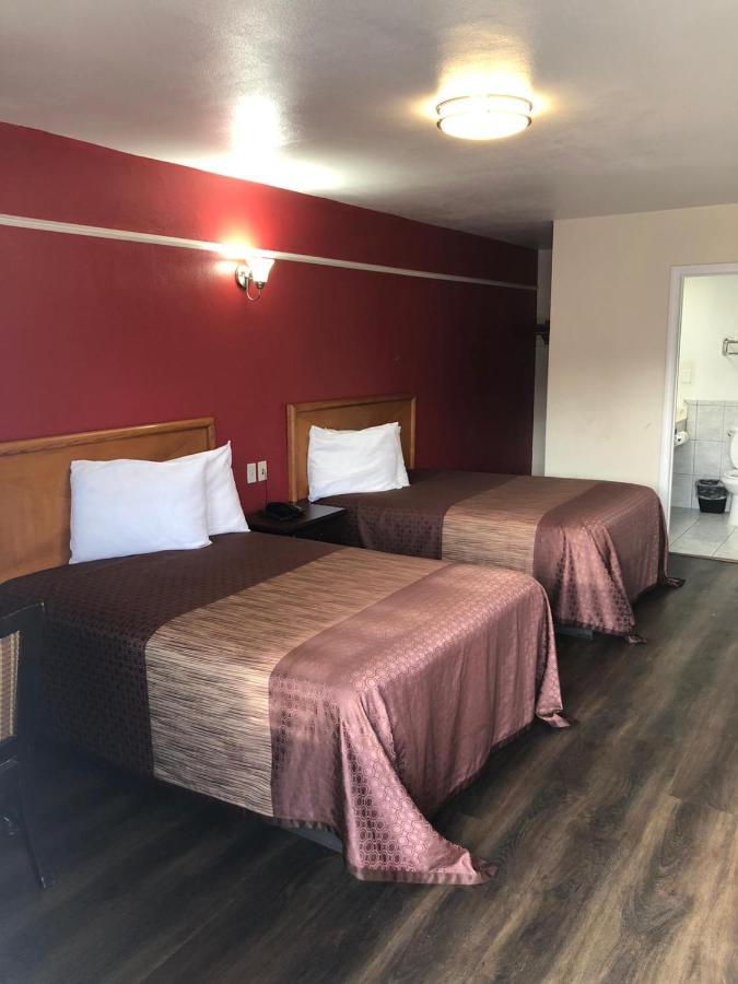 Sunset Motel Помона Екстер'єр фото